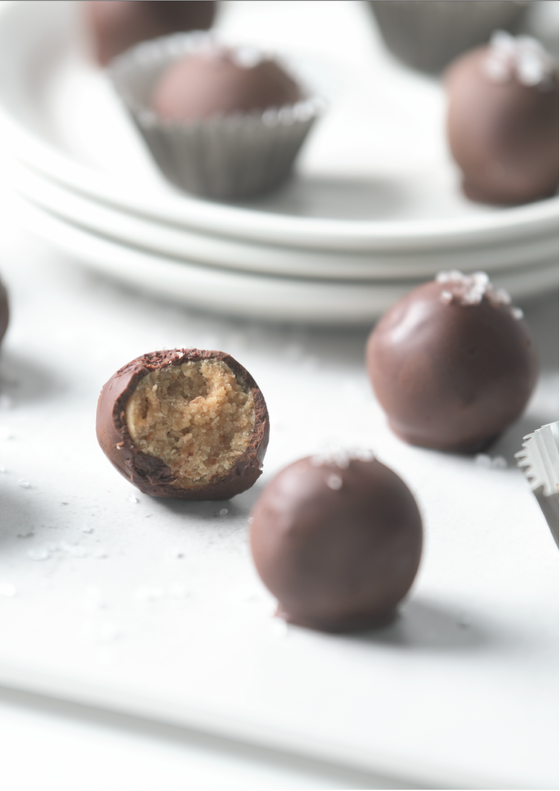 Vegan Almond Protein Balls